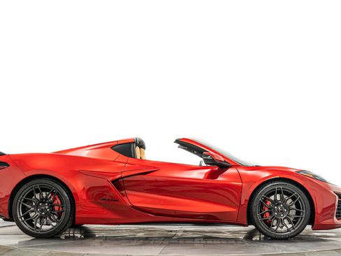 Used 2024 Chevrolet Corvette Z06 image 53