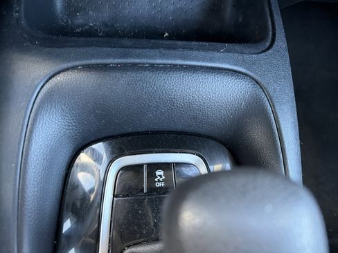 Certified 2023 Toyota Corolla LE image 17