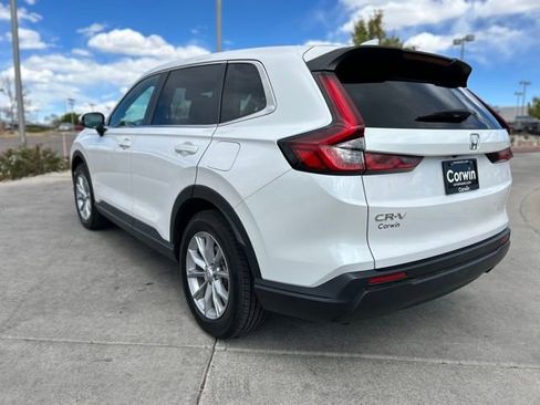 Used 2023 Honda CR-V EX image 5
