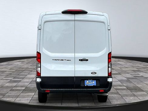New 2026 Ford Transit 350 148 Medium Roof RWD image 4