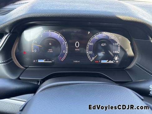 Used 2025 Jeep Grand Cherokee L Altitude image 35