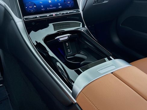 New 2026 Mercedes-Benz GLC 300 4MATIC image 5