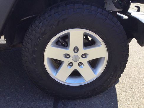 Used 2015 Jeep Wrangler Unlimited Sport w/ Quick Order Package 24S image 36