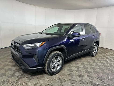 Used 2023 Toyota RAV4 XLE w/ Convenience Package image 7