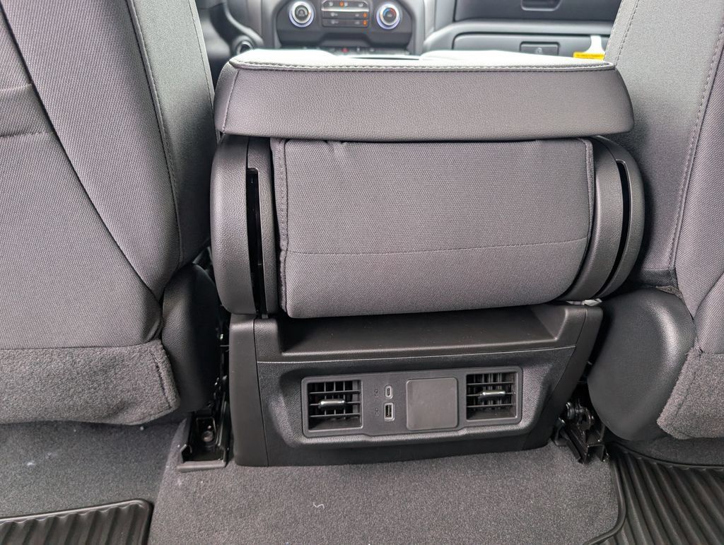 New 2026 Chevrolet Silverado 1500 Custom w/ LPO, Dark Essentials Package RWD image 6