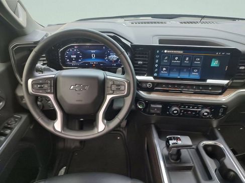 Used 2025 Chevrolet Silverado 1500 RST AWD/4WD image 10