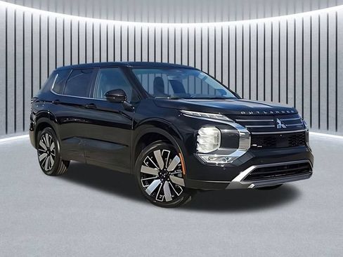 New 2026 Mitsubishi Outlander SE FWD image 1