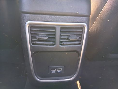 Used 2018 Dodge Charger SXT image 20