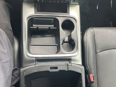 Used 2018 RAM 3500 Laramie w/ Sport Appearance Group AWD/4WD image 19