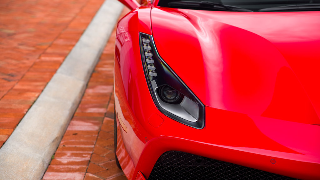Used 2018 Ferrari 488 GTB RWD image 31