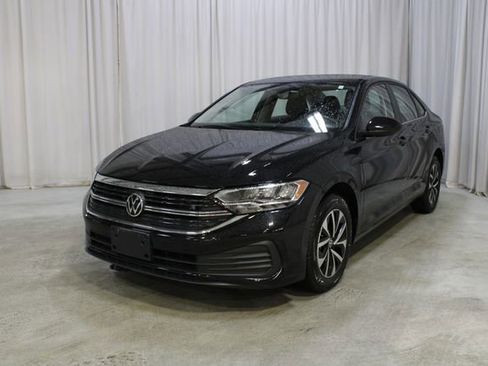 Certified 2024 Volkswagen Jetta S image 34