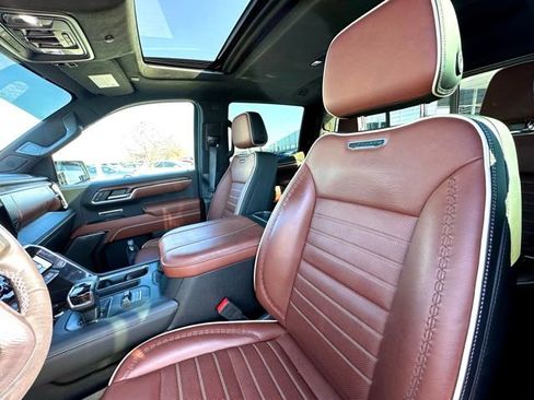 Used 2024 GMC Sierra 1500 Denali Ultimate image 19