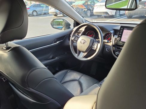 Used 2023 Toyota Camry XSE FWD image 14