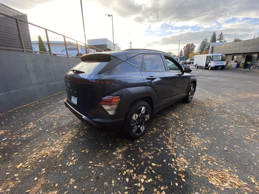 Used 2025 Hyundai Kona SEL FWD image 6
