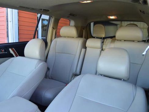 Used 2013 Toyota Highlander Limited image 52