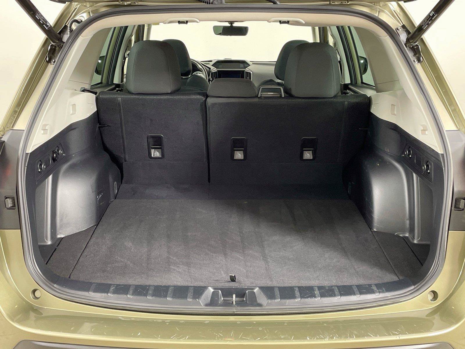 Used 2024 Subaru Forester Premium AWD/4WD image 25