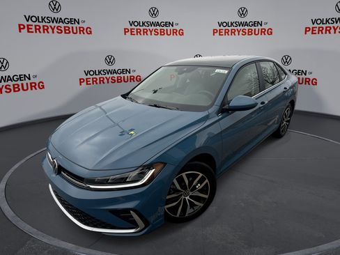 New 2026 Volkswagen Jetta SE image 1