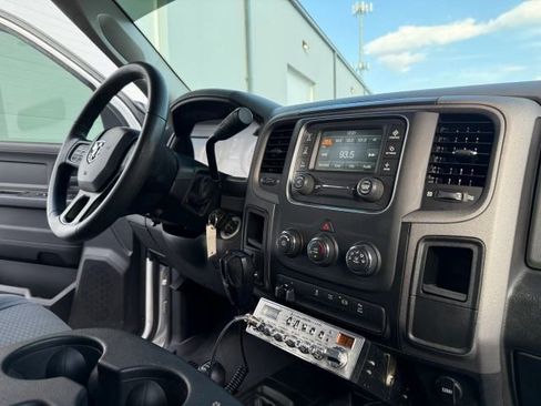 Used 2018 RAM 2500 Tradesman w/ Chrome Appearance Group image 26
