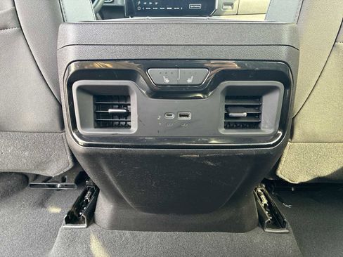 Used 2023 GMC Sierra 1500 AT4 w/ AT4 Premium Package image 22