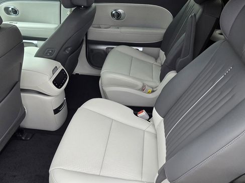 New 2026 Hyundai Ioniq 9 Calligraphy image 16