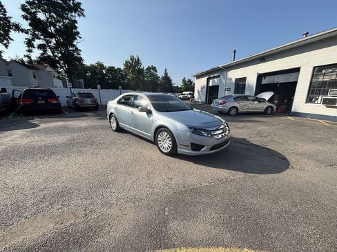 Used 2011 Ford Fusion Hybrid FWD image 19