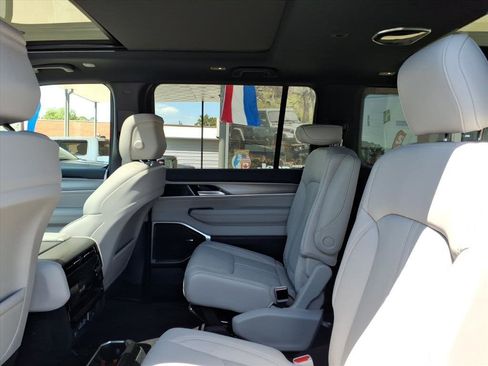 New 2026 Jeep Grand Wagoneer L 4WD image 6