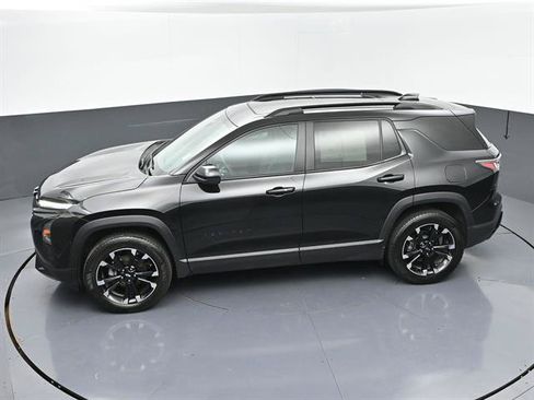 Used 2025 Chevrolet Equinox RS FWD image 40
