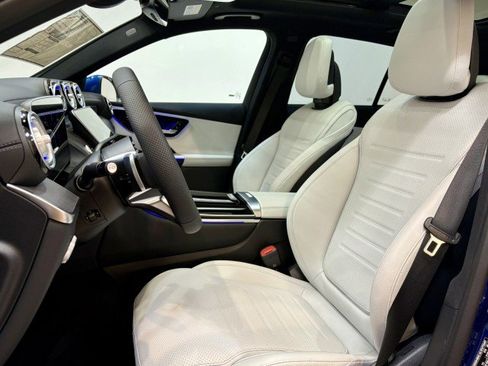 New 2026 Mercedes-Benz GLC 300 image 8