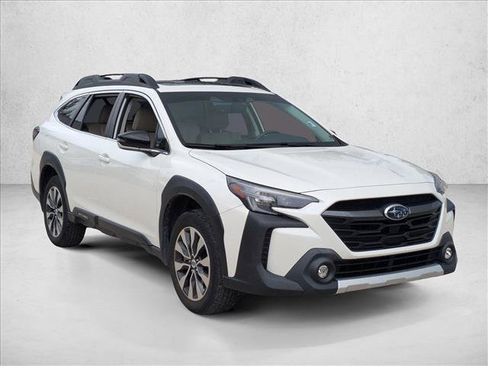 Used 2023 Subaru Outback Limited AWD/4WD image 3
