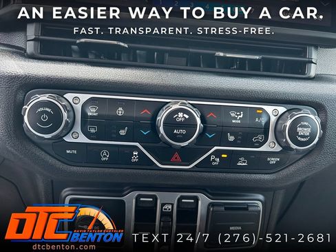 Used 2025 Jeep Wrangler Unlimited Sport AWD/4WD image 23