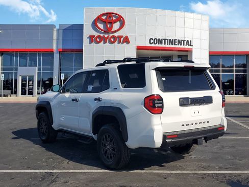 New 2026 Toyota 4Runner SR5 image 4