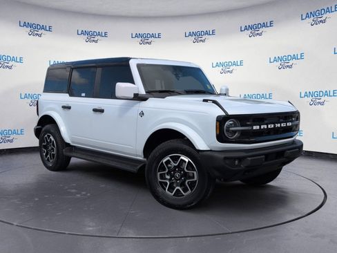 New 2026 Ford Bronco Outer Banks image 2