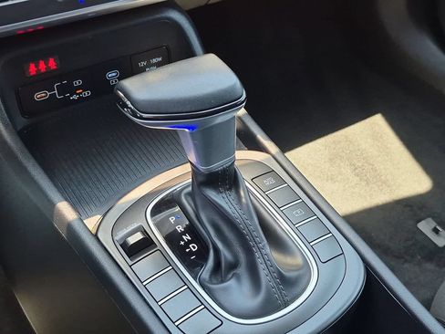 Used 2025 Hyundai Kona SEL FWD image 20