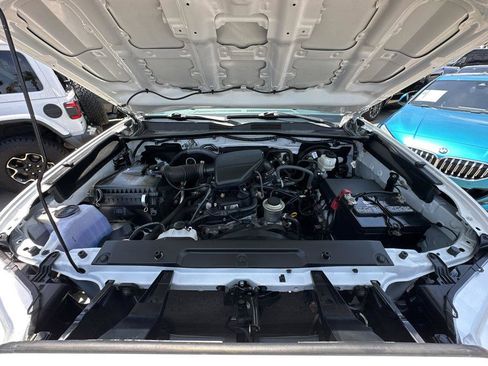 Used 2021 Toyota Tacoma SR RWD image 39