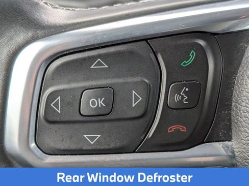 Used 2022 Jeep Wrangler Unlimited Sahara w/ Safety Group AWD/4WD image 20