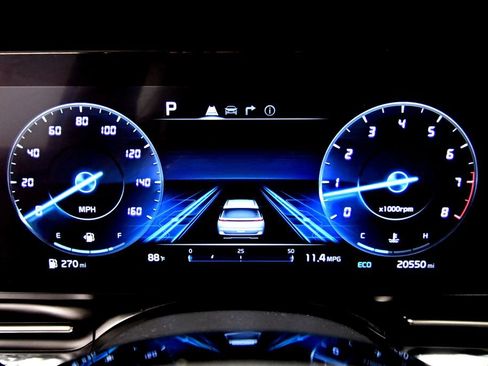 Certified 2024 Kia Carnival SX Prestige FWD image 23