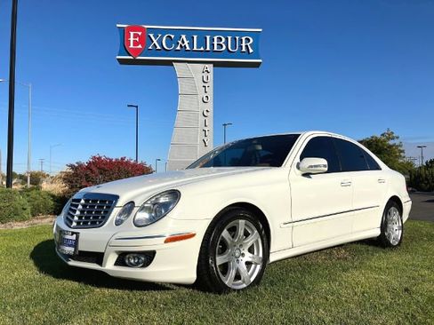 Used 2008 Mercedes-Benz E 350 Sedan image 3