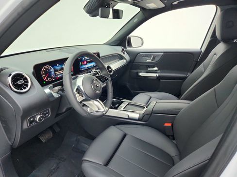 New 2026 Mercedes-Benz GLB 250 image 16