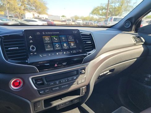 Used 2025 Honda Ridgeline RTL image 19