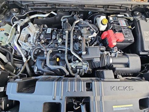 Used 2025 Nissan Kicks SV image 22