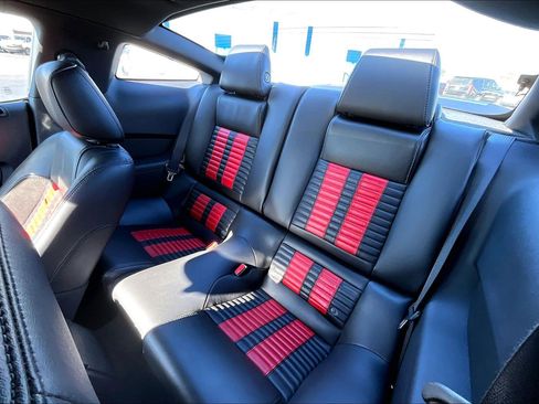 Used 2012 Ford Mustang Shelby GT500 w/ SVT Performance Pkg image 9