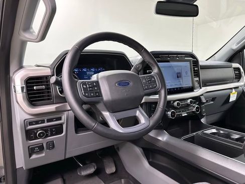 Used 2023 Ford F150 XLT AWD/4WD image 11
