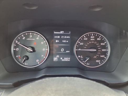 Used 2025 Subaru Outback Premium AWD/4WD image 17