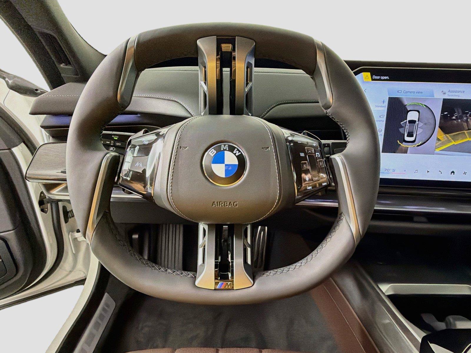 New 2027 BMW 740i xDrive w/ Premier Package AWD/4WD image 10