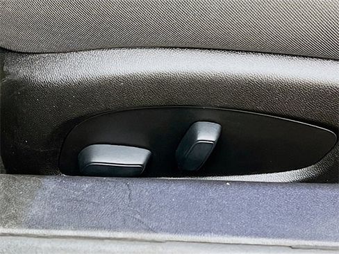 Used 2019 Chevrolet Camaro LT w/ RS Package image 11