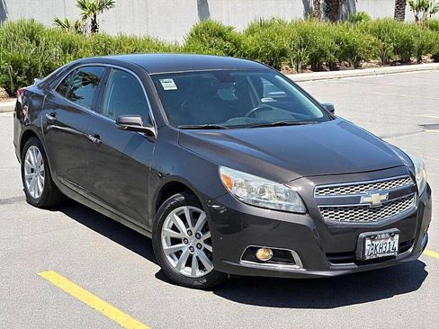 Used 2013 Chevrolet Malibu LTZ image 3