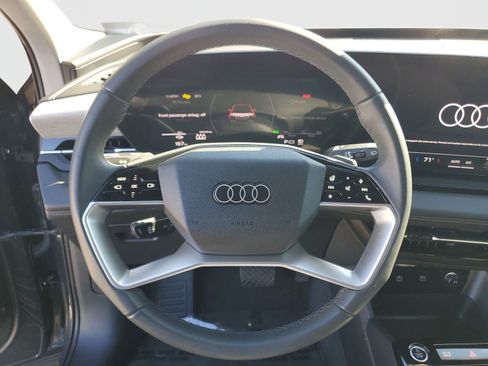 Used 2025 Audi Q6 e-tron Premium w/ Convenience Package image 22