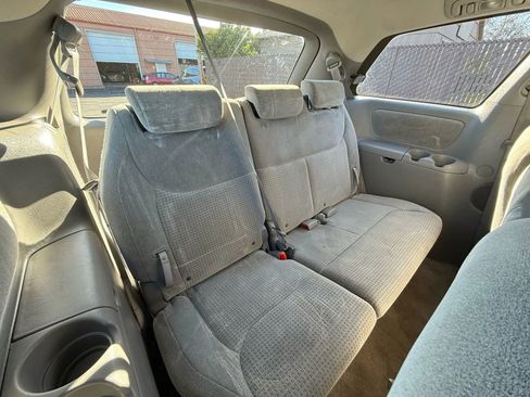 Used 2007 Toyota Sienna LE image 12