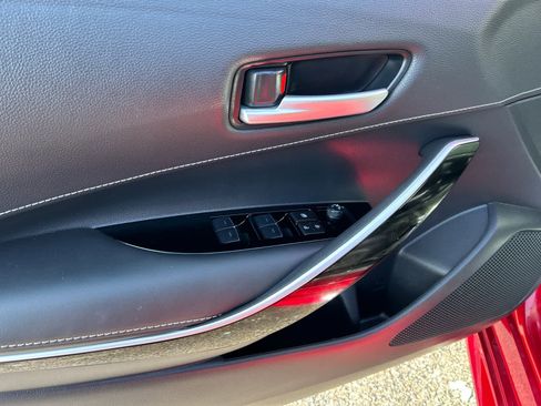 Used 2025 Toyota Corolla XSE image 10