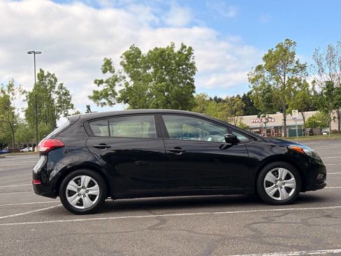 Used 2016 Kia Forte LX FWD image 6